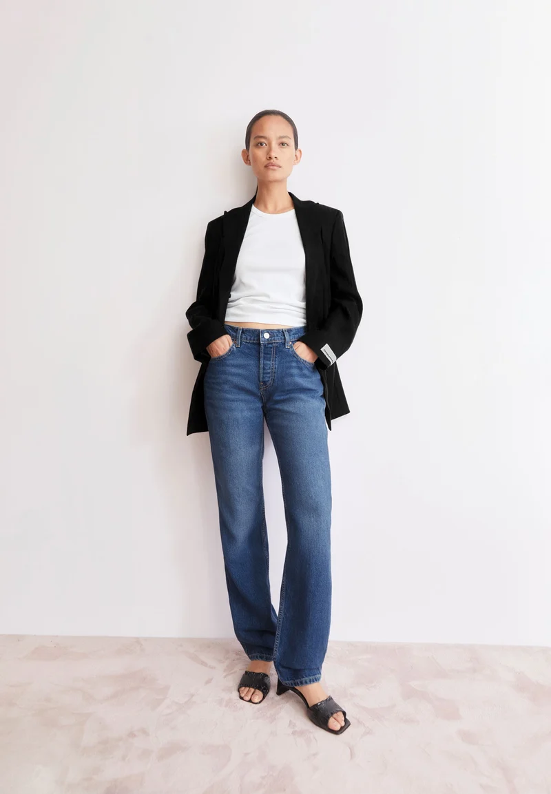 AAVELINE MID STRAIGHT JEANS | bellagio
