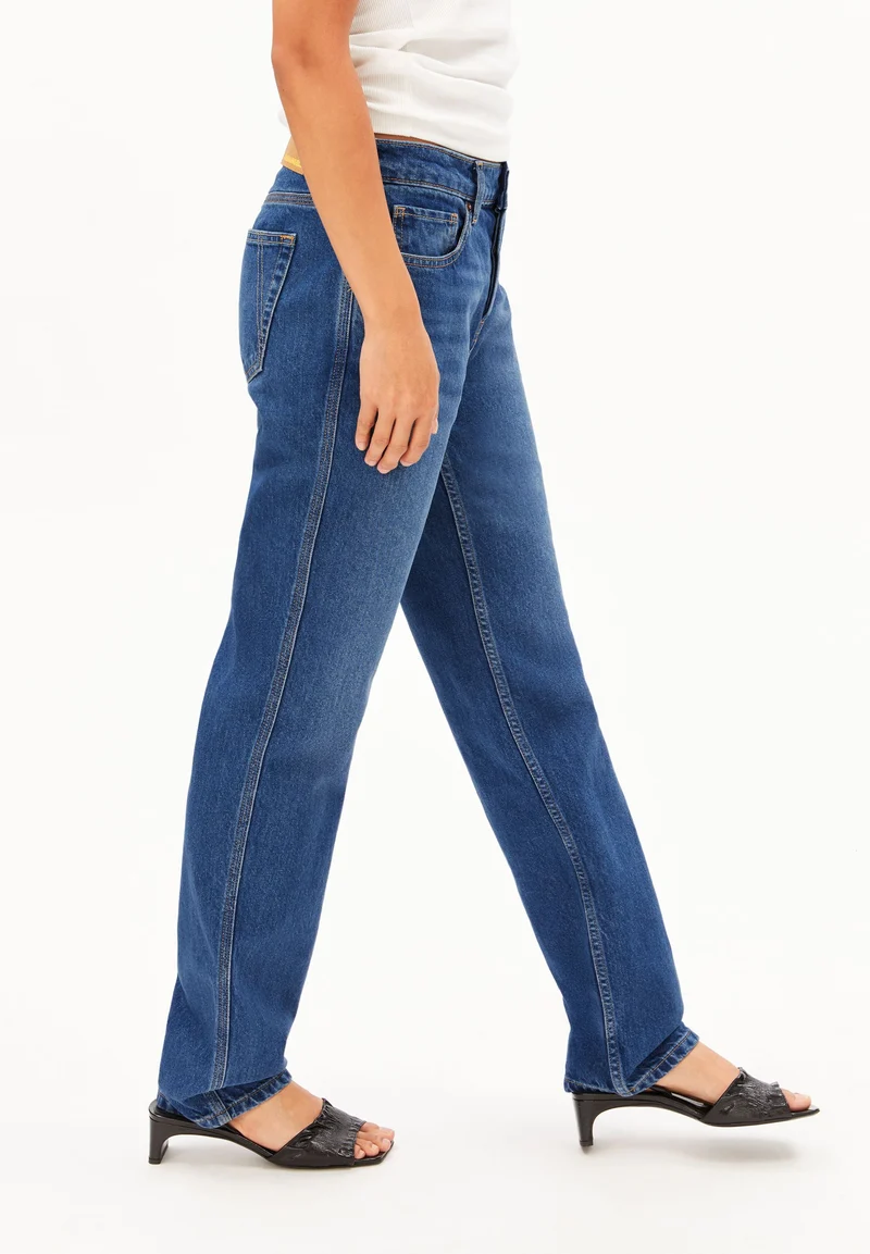 AAVELINE MID STRAIGHT JEANS | bellagio