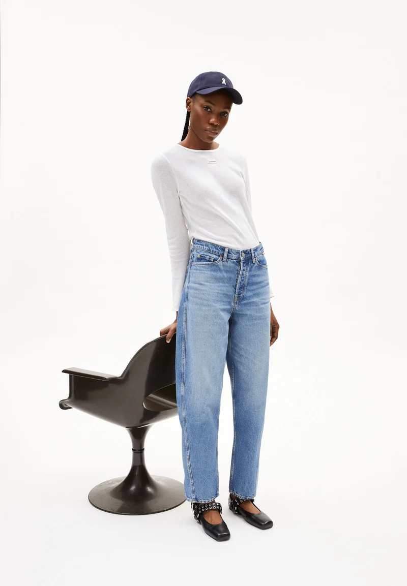 BAARELL JEANS | crunchy