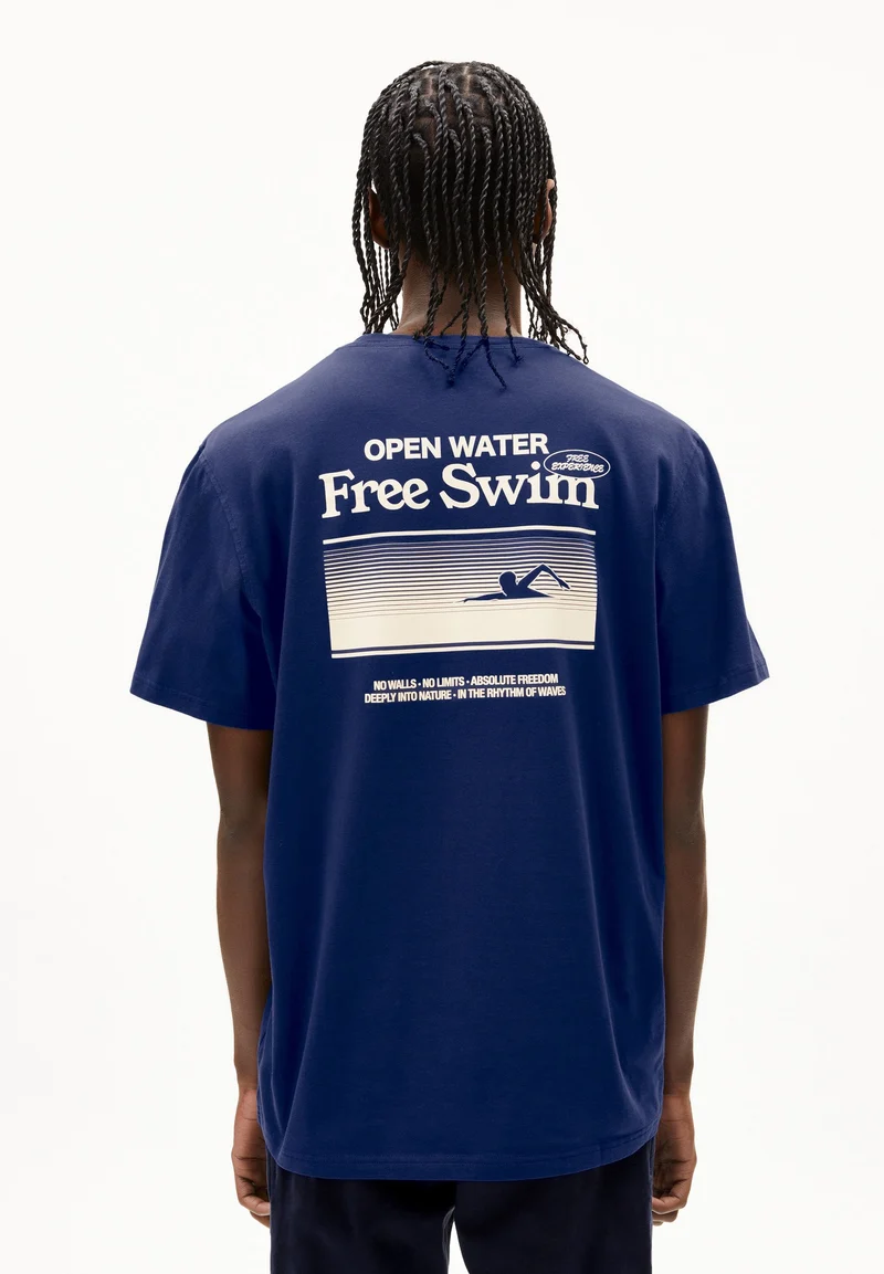 MAARKOS L. FREE SWIM | blue noon