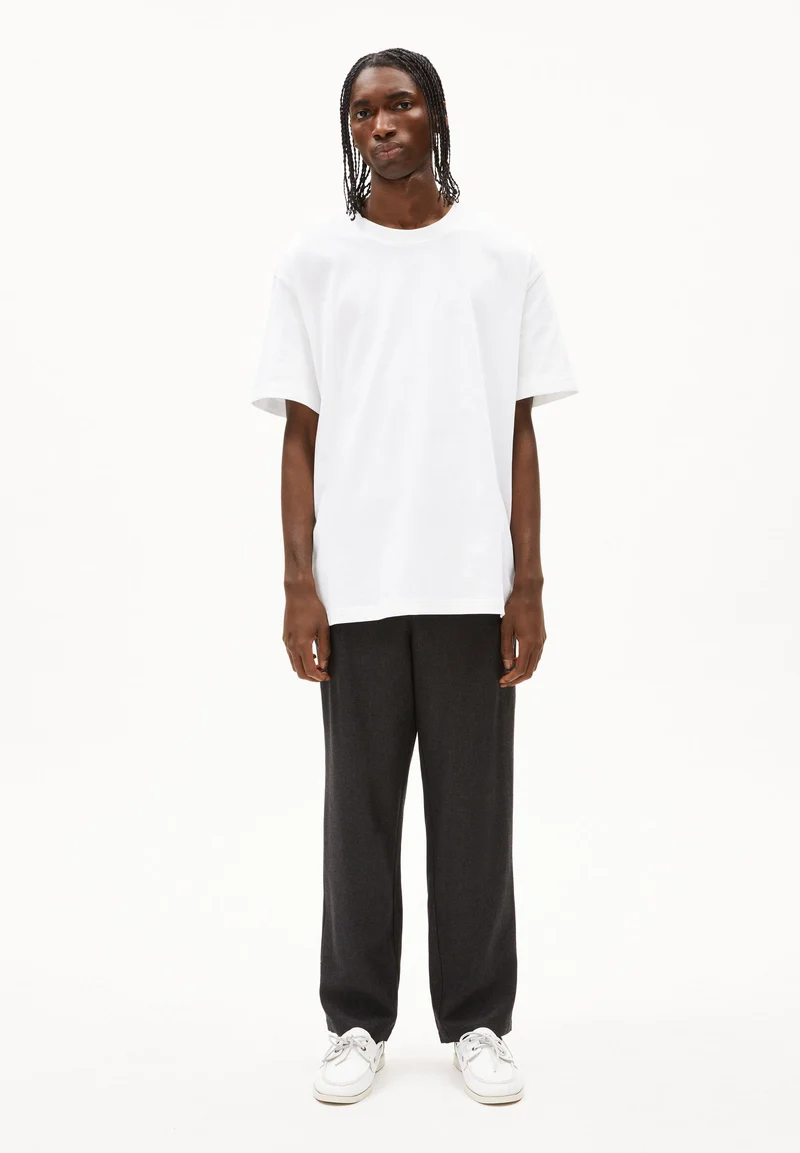 AADRU T-SHIRT | white