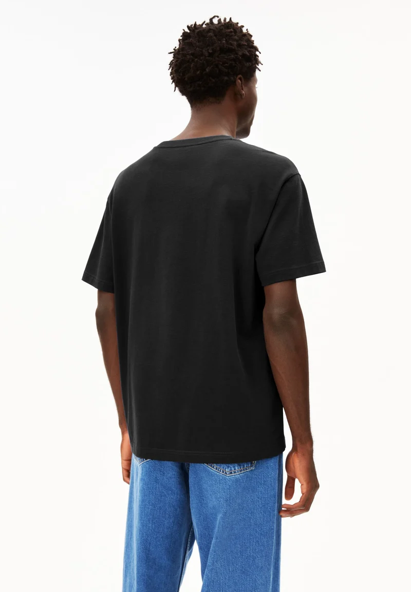AADRU T-SHIRT | black