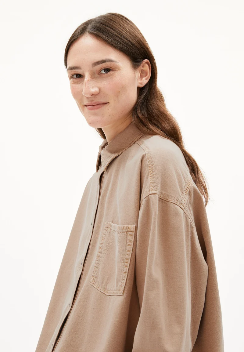 NALAANI BLUSE | true camel