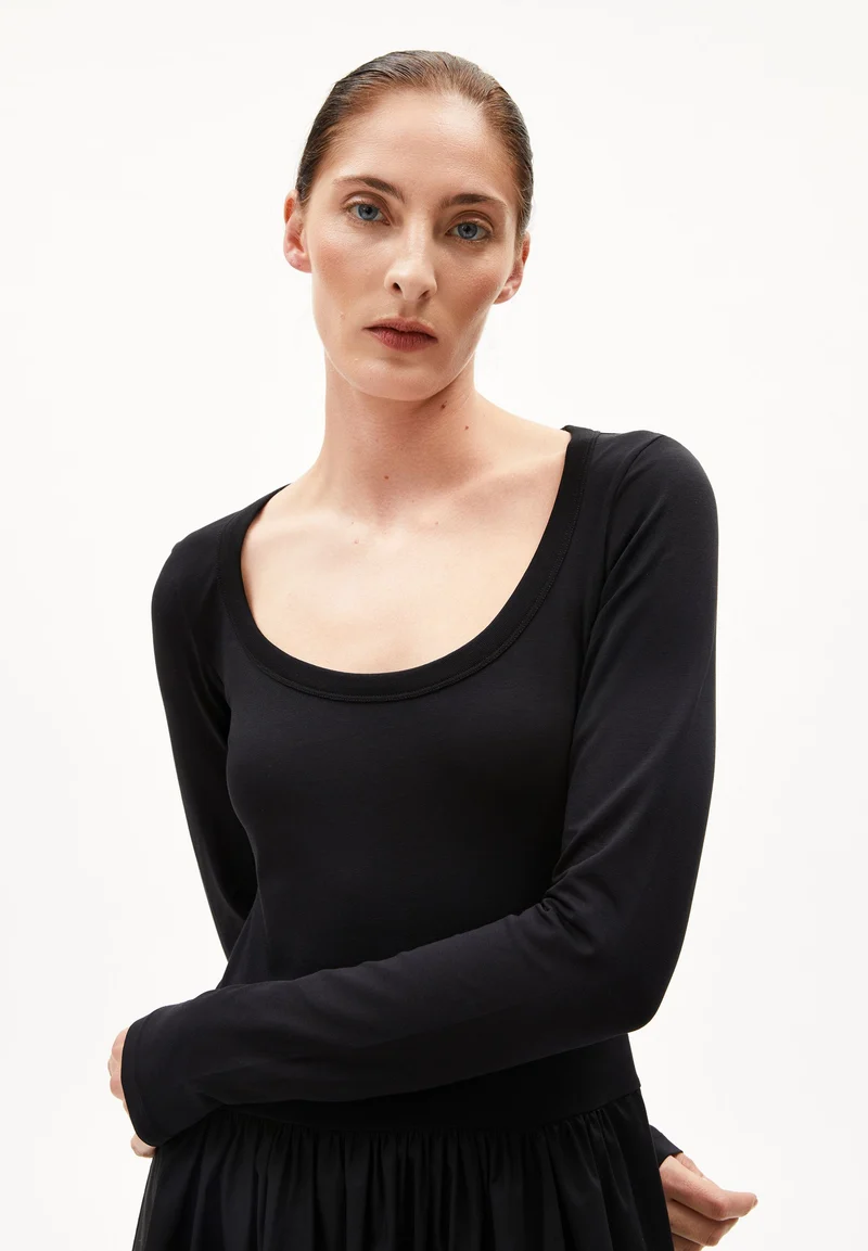 VILARAA KLEID | black-black