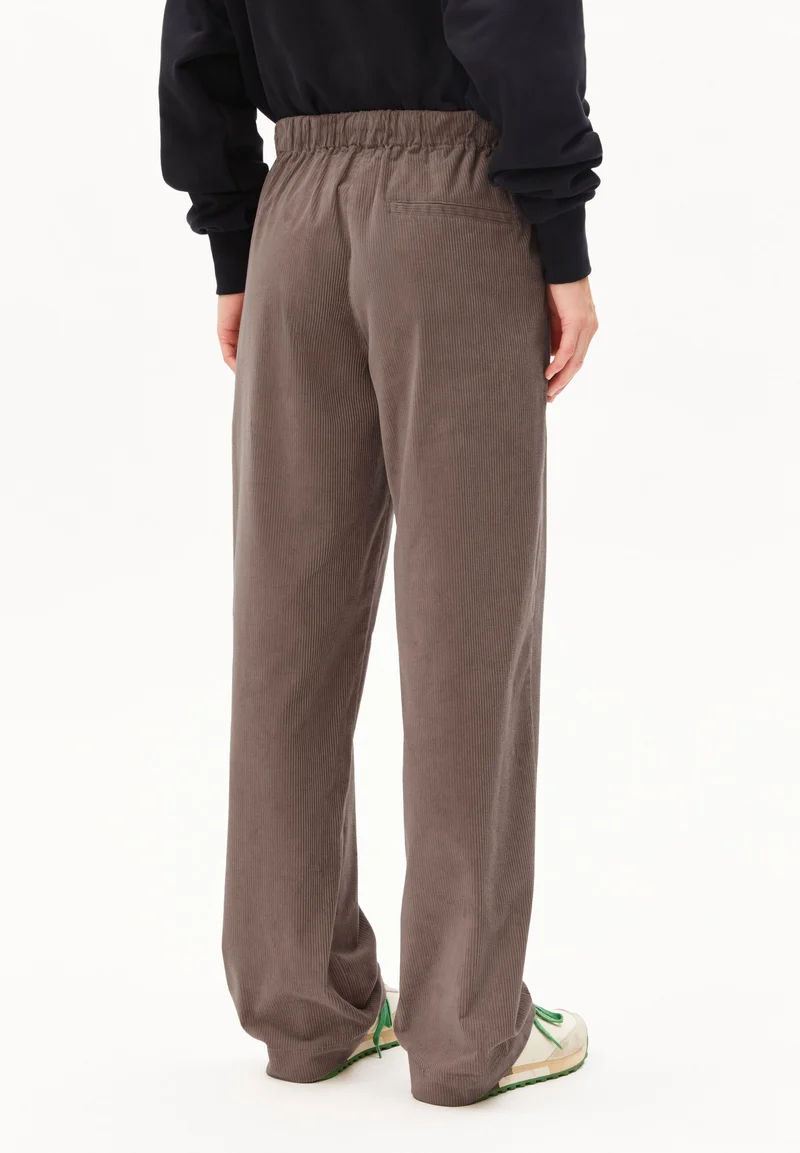 JAIMILAA CORDHOSE | walnut cream