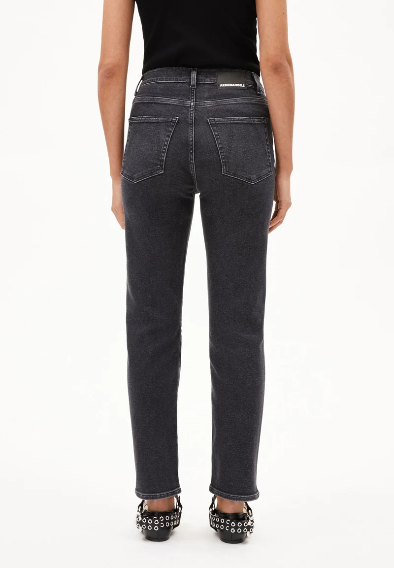 LEJAANI HIGH WAIST SLIM JEANS | blackish