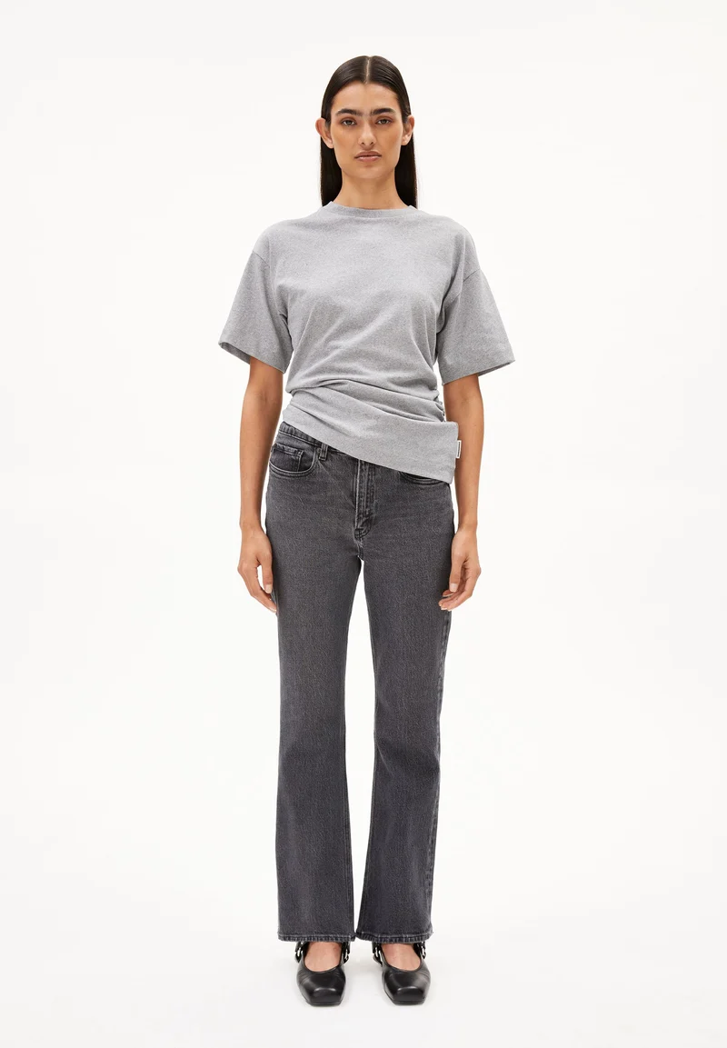 VELAARI MID WAIST FLARED JEANS | cadria