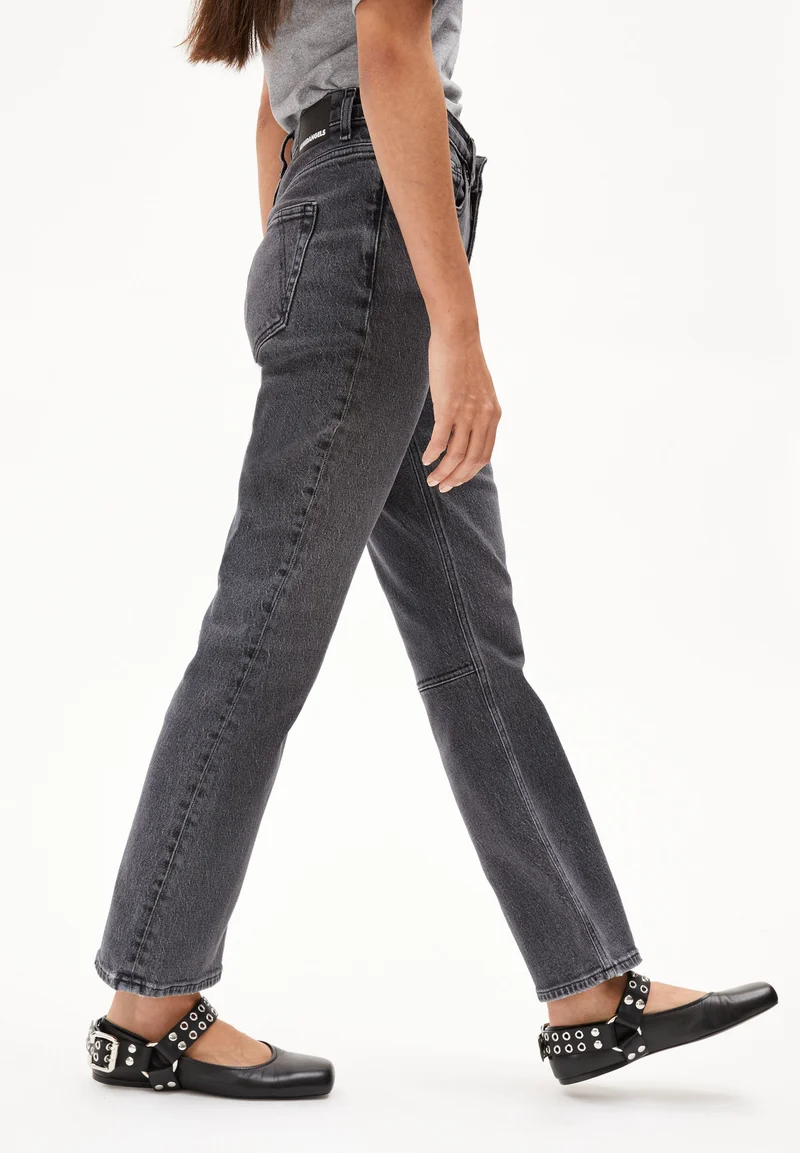 VELAARI MID WAIST FLARED JEANS | cadria