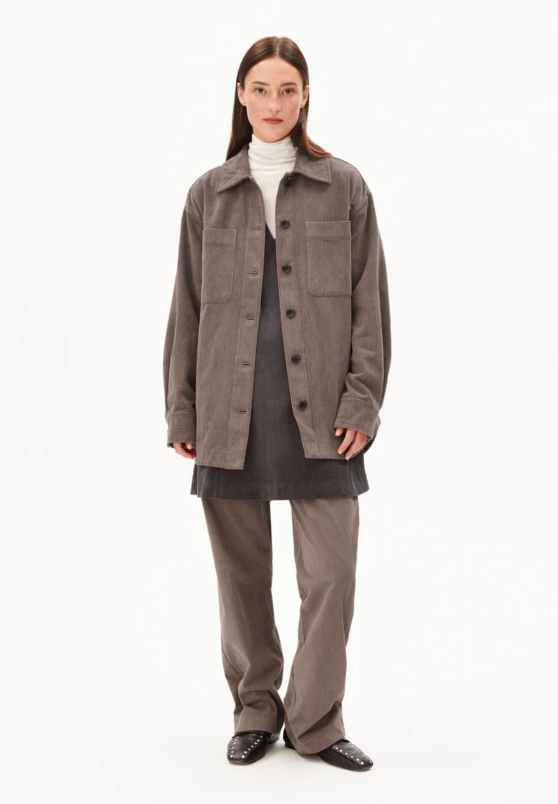 ALMARAALI CORDUROY | walnut cream