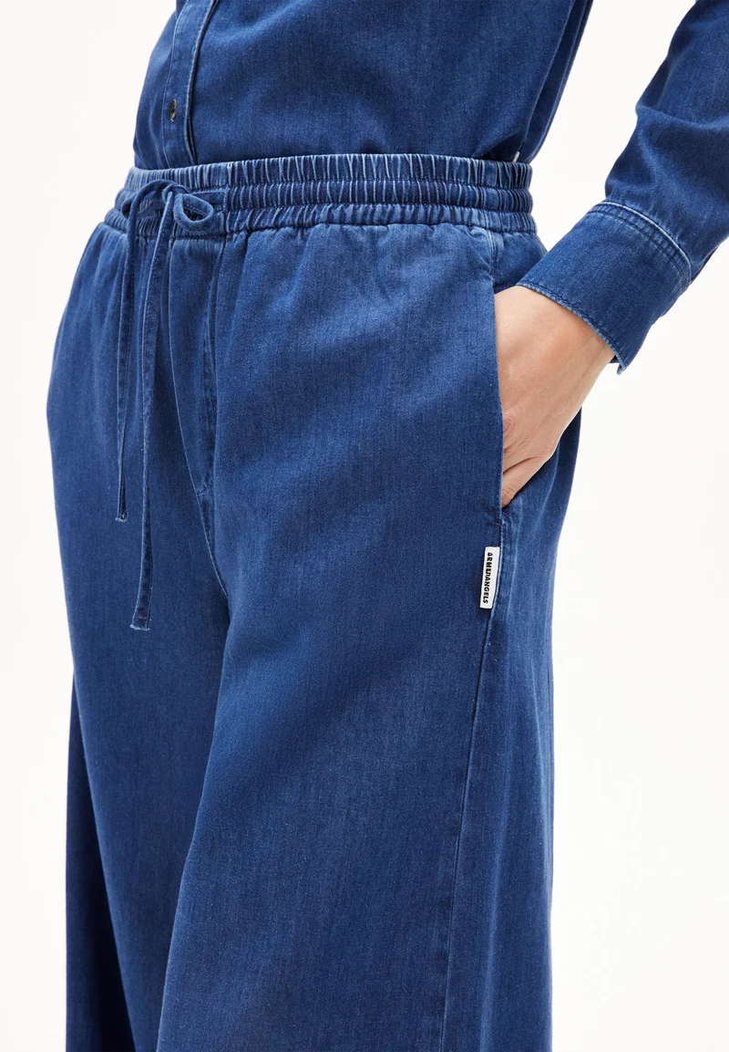KELAANI JEANSHOSE | varese