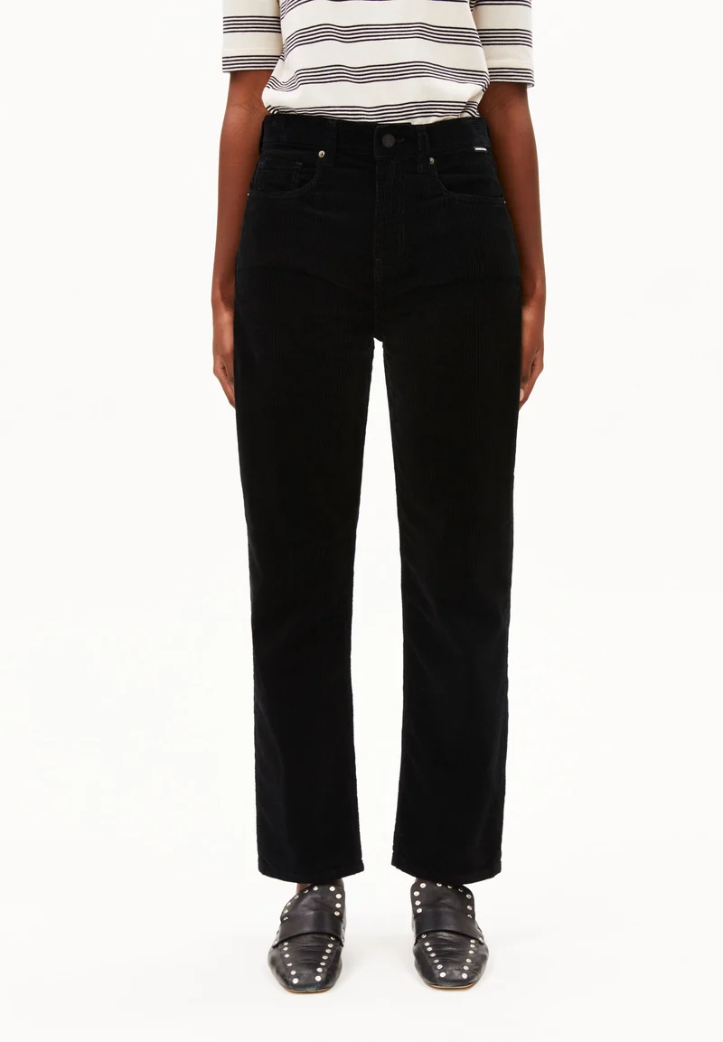 AAIKALA CORDHOSE | black