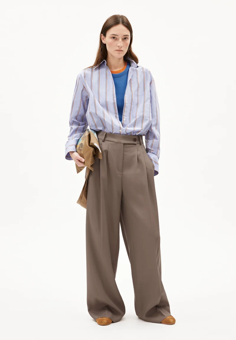 KAAYUA HOSE | walnut cream
