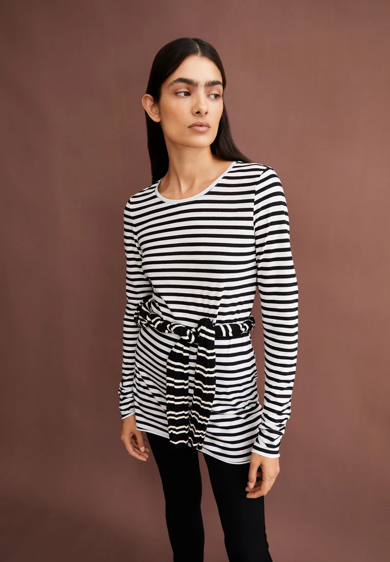 EINIAARA GESTREIFTES LANGARMSHIRT | white-black