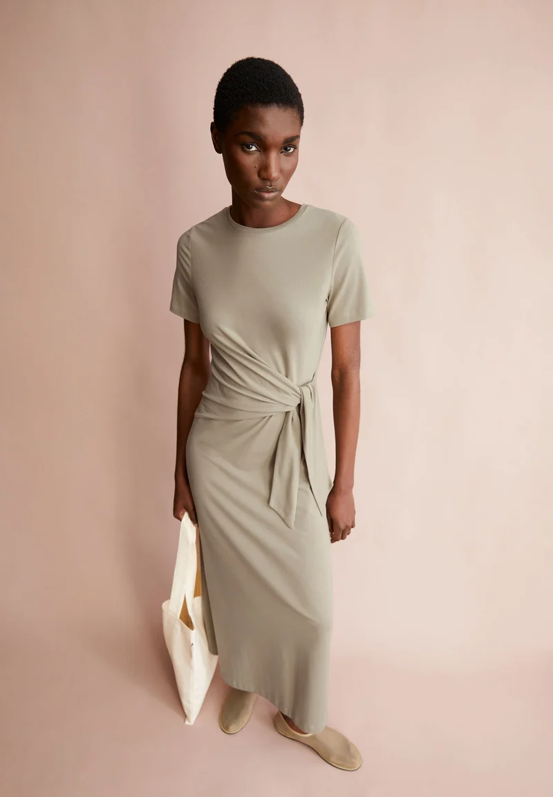 JELTAA JERSEY-KLEID | light sage