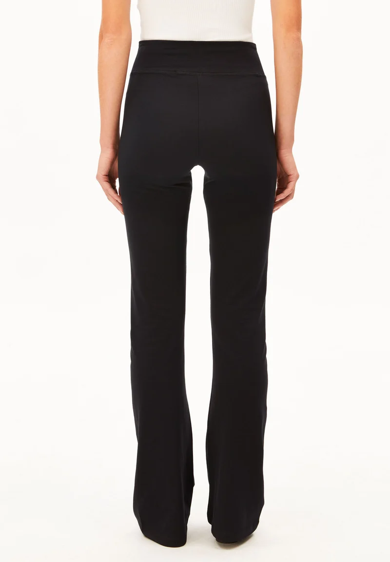 REHMAA LEGGINGS | black