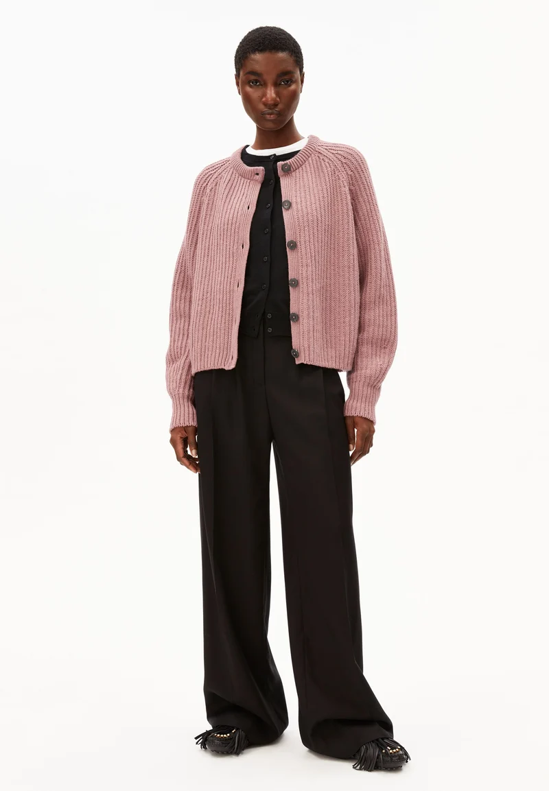 RIPP-STRICKJACKE | light berry