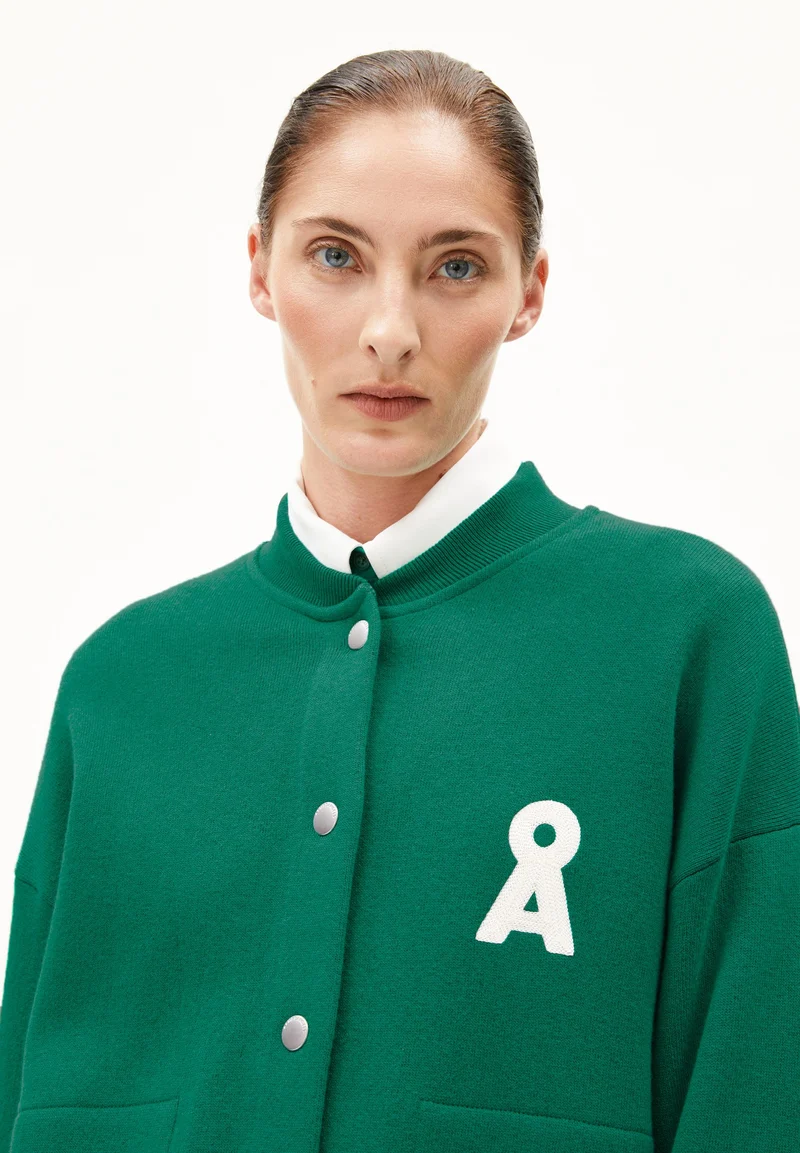 ICONIC Å BOMBERJACKE | emerald green-oatmilk