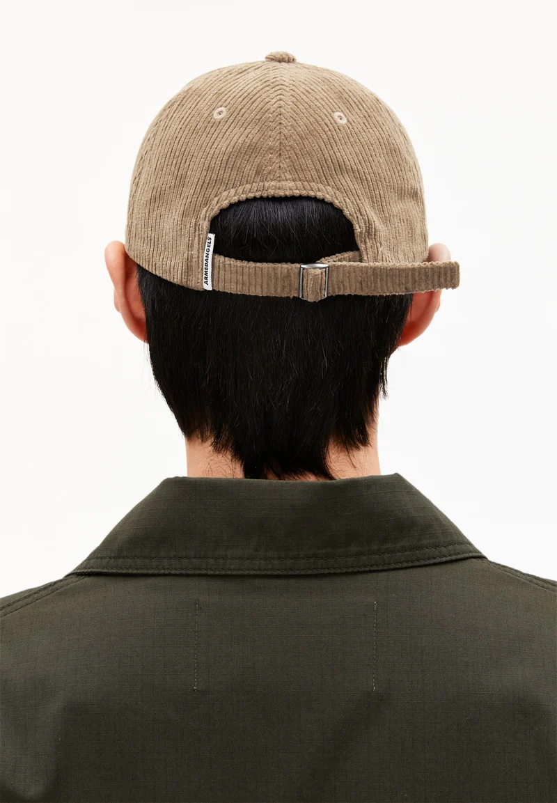 YENAAS CORD KAPPE | light oak