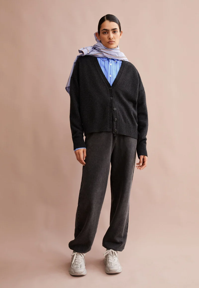 EMISAA GMT DYE SWEATPANT | black