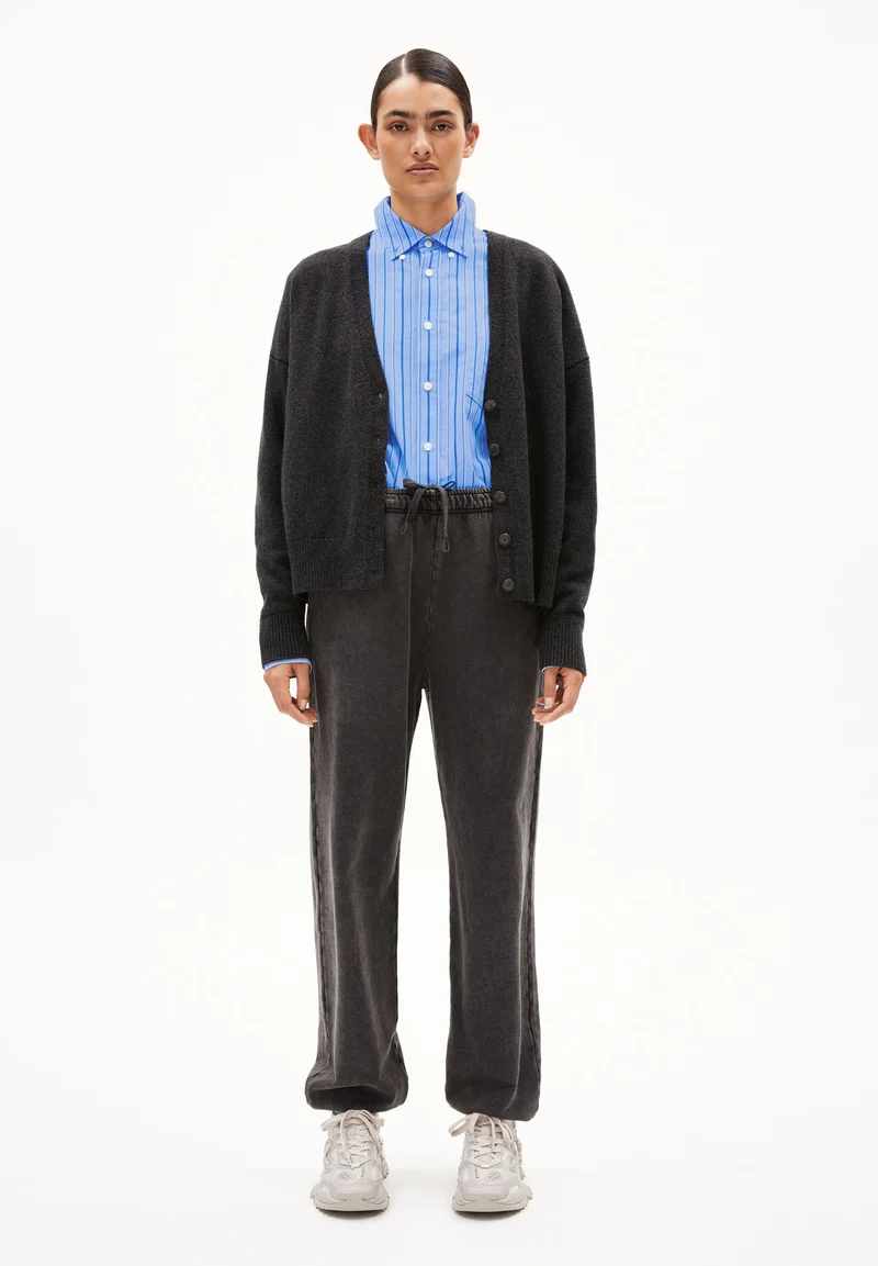 EMISAA GMT DYE SWEATPANT | black