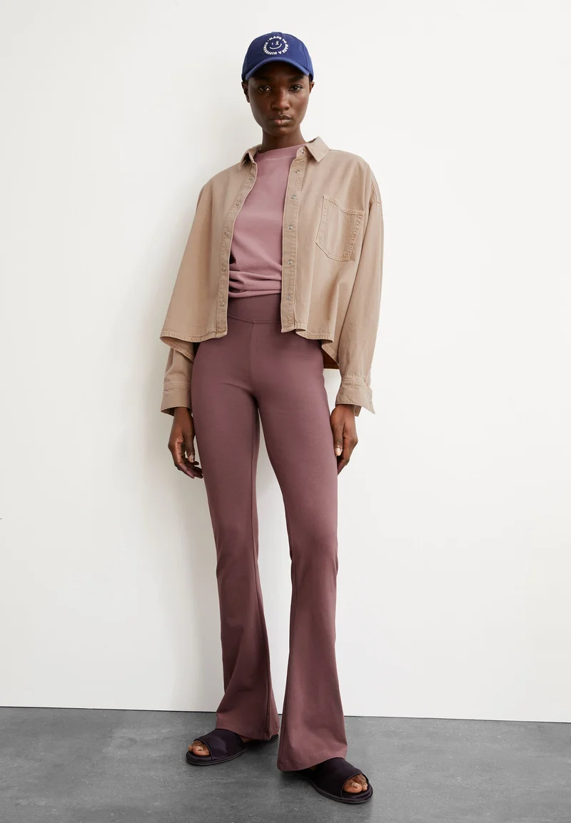 REHMAA LEGGINGS | dark berry