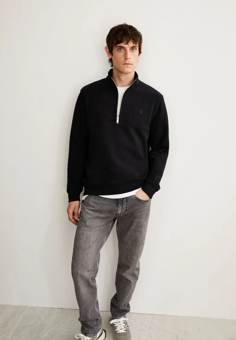 WAARLO LOOP TROYER | black