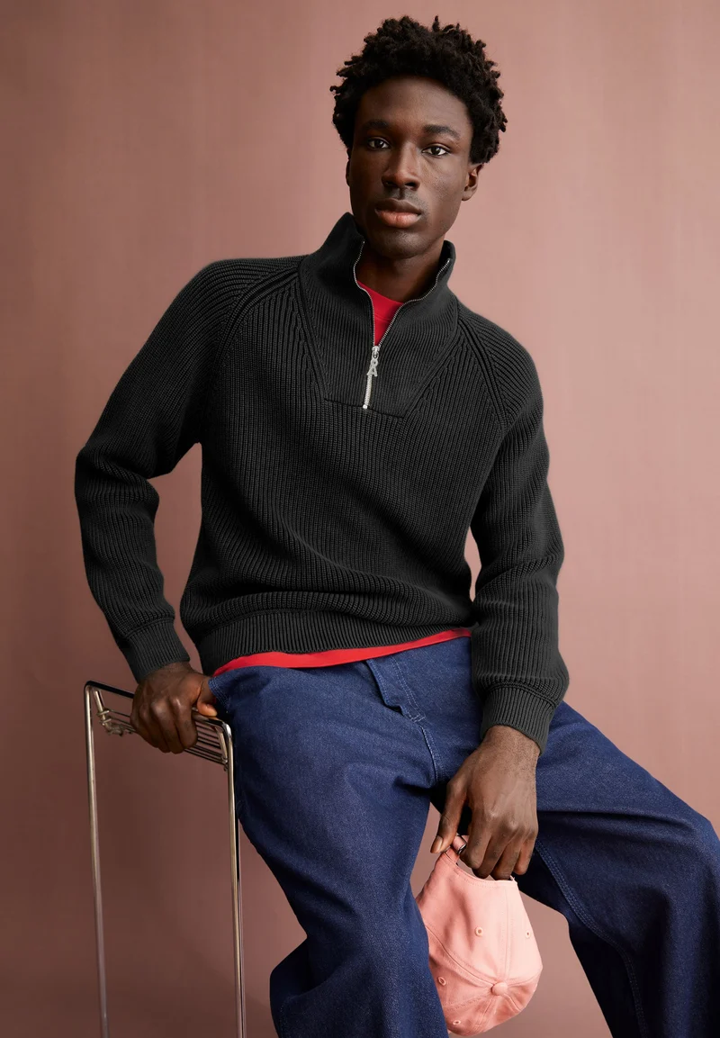 KAALVES GMT DYE | black