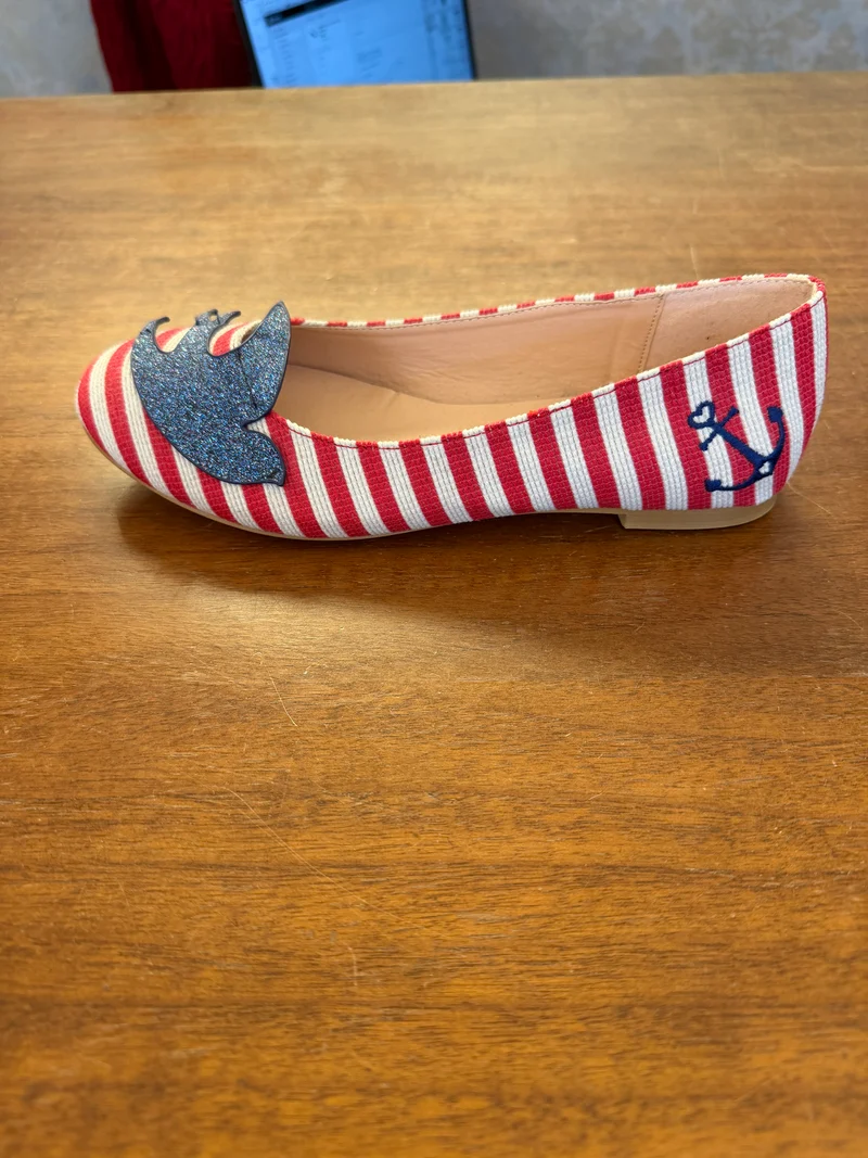 Ballerinas mit Schwalben Applikation, Gestreift