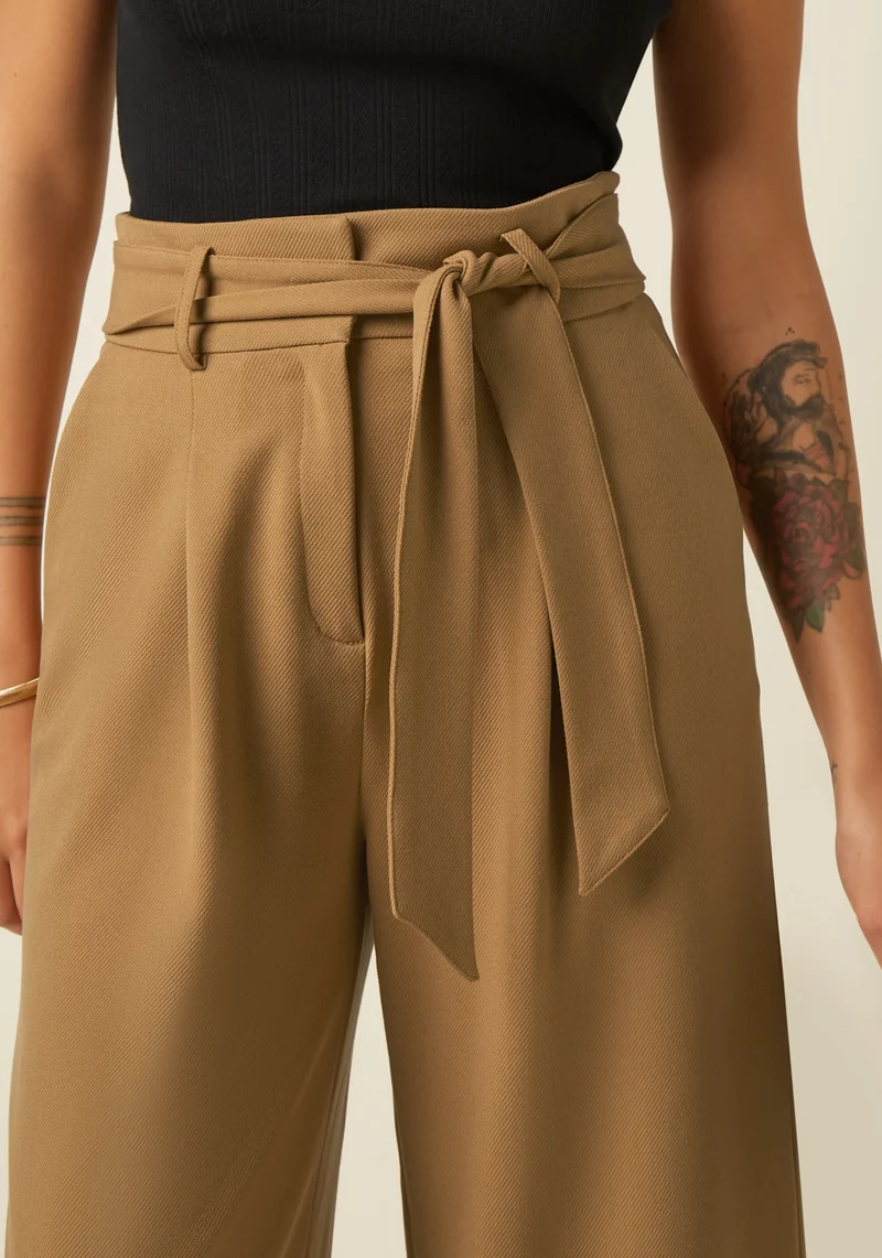 High-Waist Hose mit Bindegürtel, Ava Pants Tuillerie, Camel , Plus Size