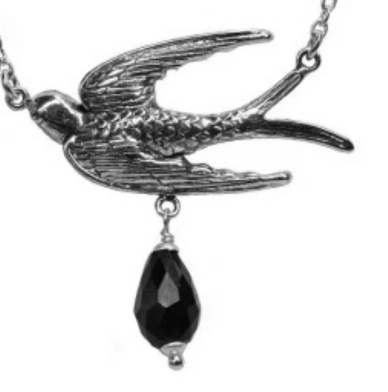 Halskette Schwalbe, Schwarze Perle