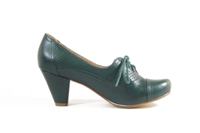 Maytal Schnürschuhe im Vintage-Stil, Grün
