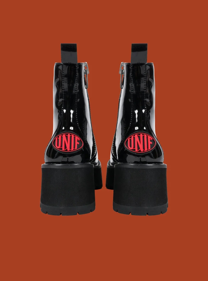 Dada Boot