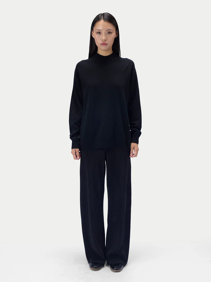 Schmal geschnittener Kaschmir-Rollkragenpullover