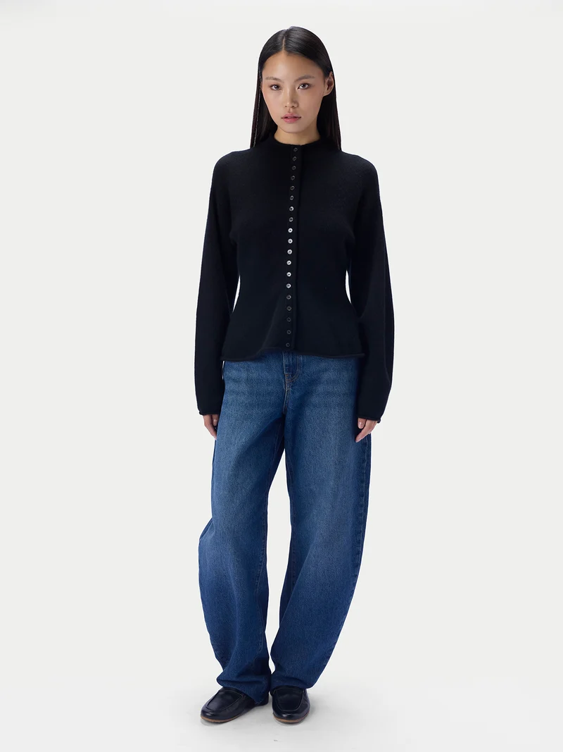 Kaschmir-Strickjacke mit Stehkragen und Knopfleiste