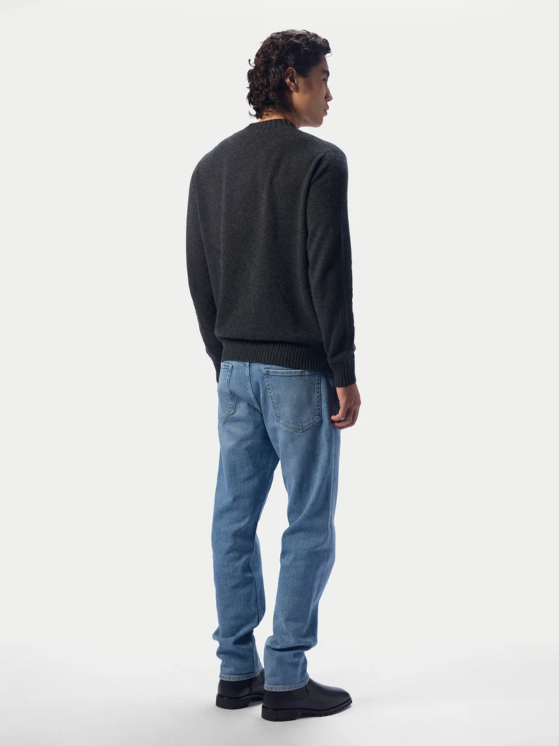 Schmal geschnittener Kaschmir-Rollkragenpullover