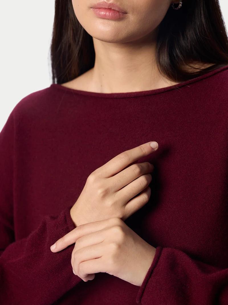 Kaschmirpullover mit U-Boot-Ausschnitt