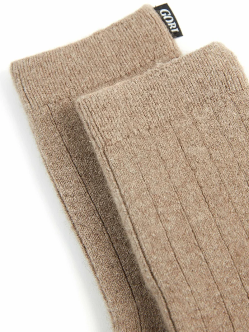Naturfarbene Kaschmir Unisex Strick-Bettsocken mit Trim
