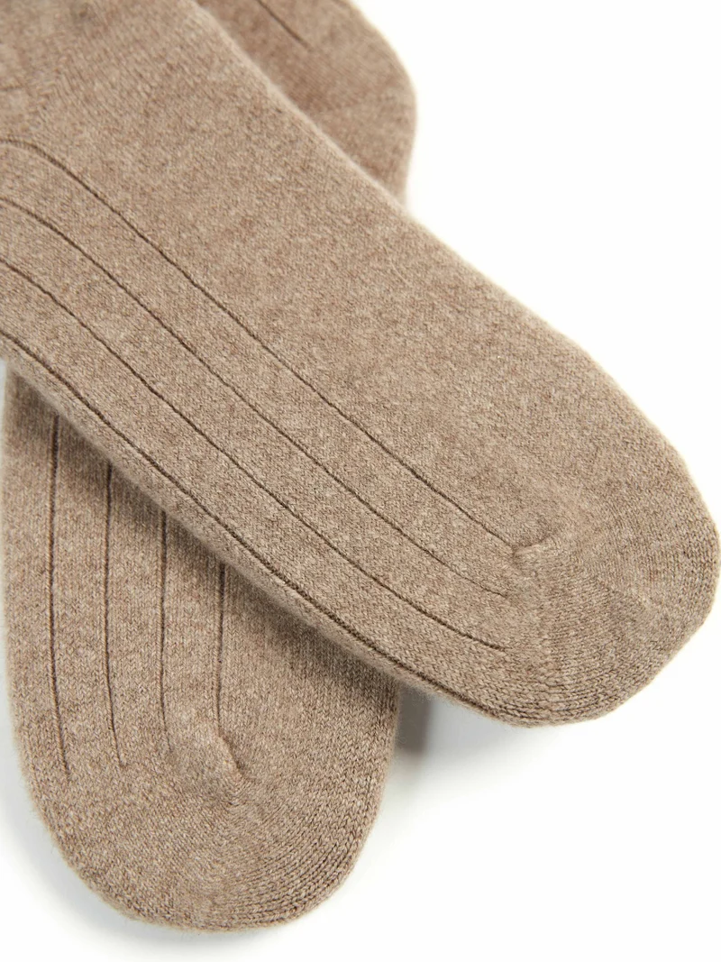 Naturfarbene Kaschmir Unisex Strick-Bettsocken mit Trim