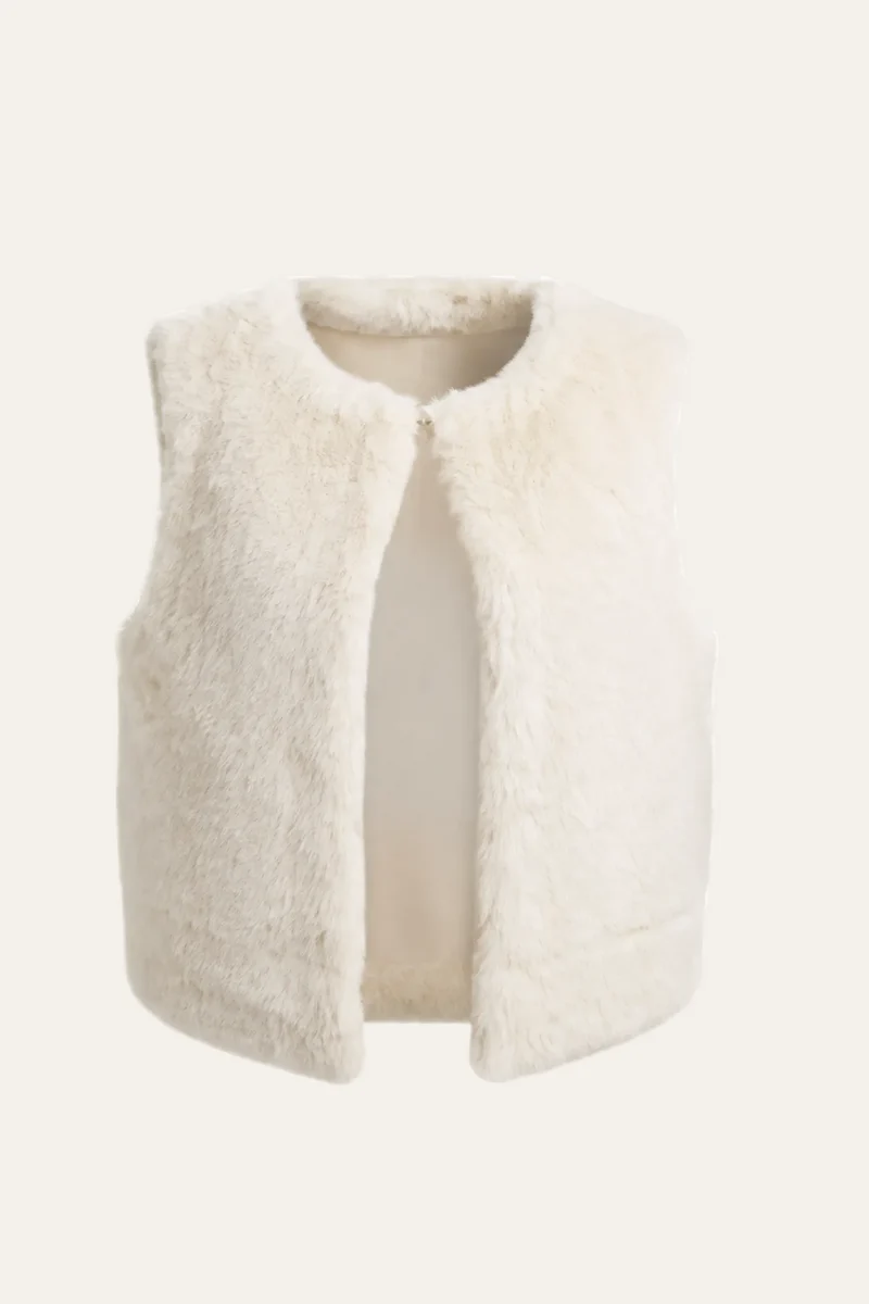 Milano Italy - Fake Fur Weste