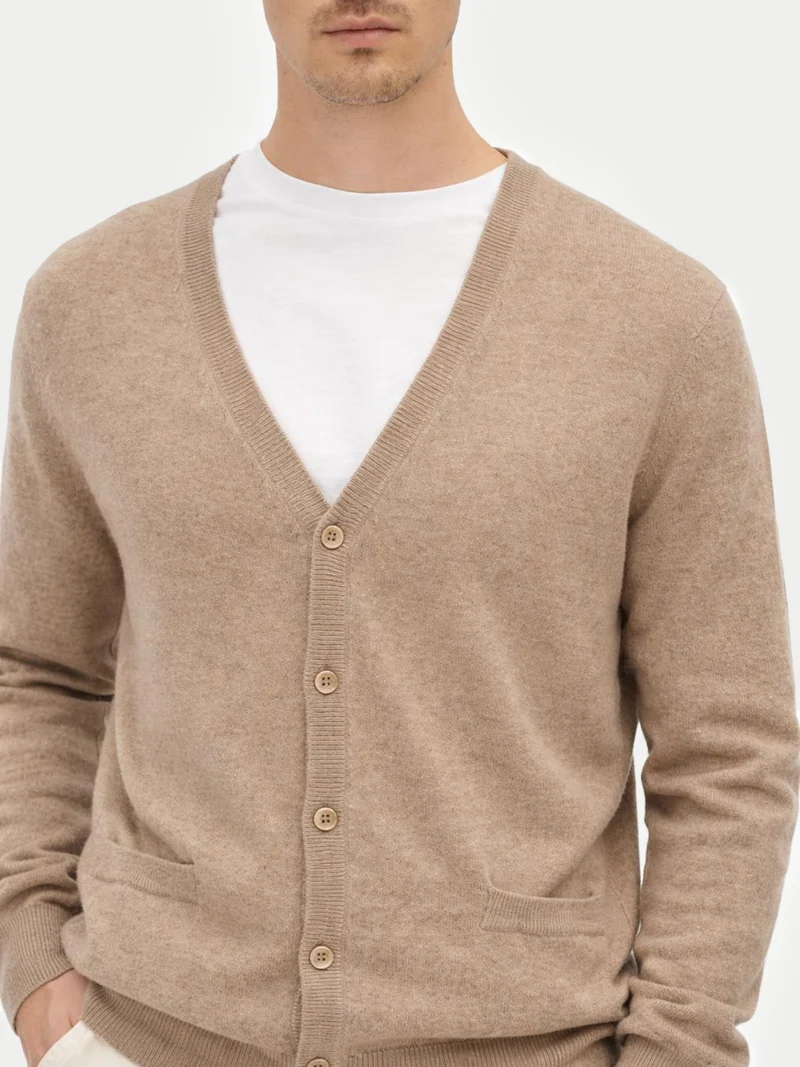 Naturfarbene Basic V-Ausschnitt Kaschmirstrickjacke mit Knöpfen