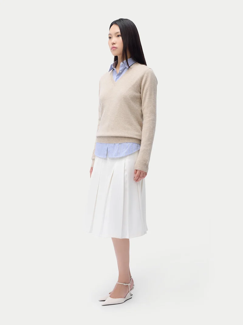 Basic Kaschmir V-Ausschnitt-Pullover
