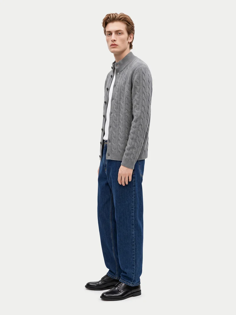 Kaschmir-Strickjacke mit Zopfmuster und hohem Kragen