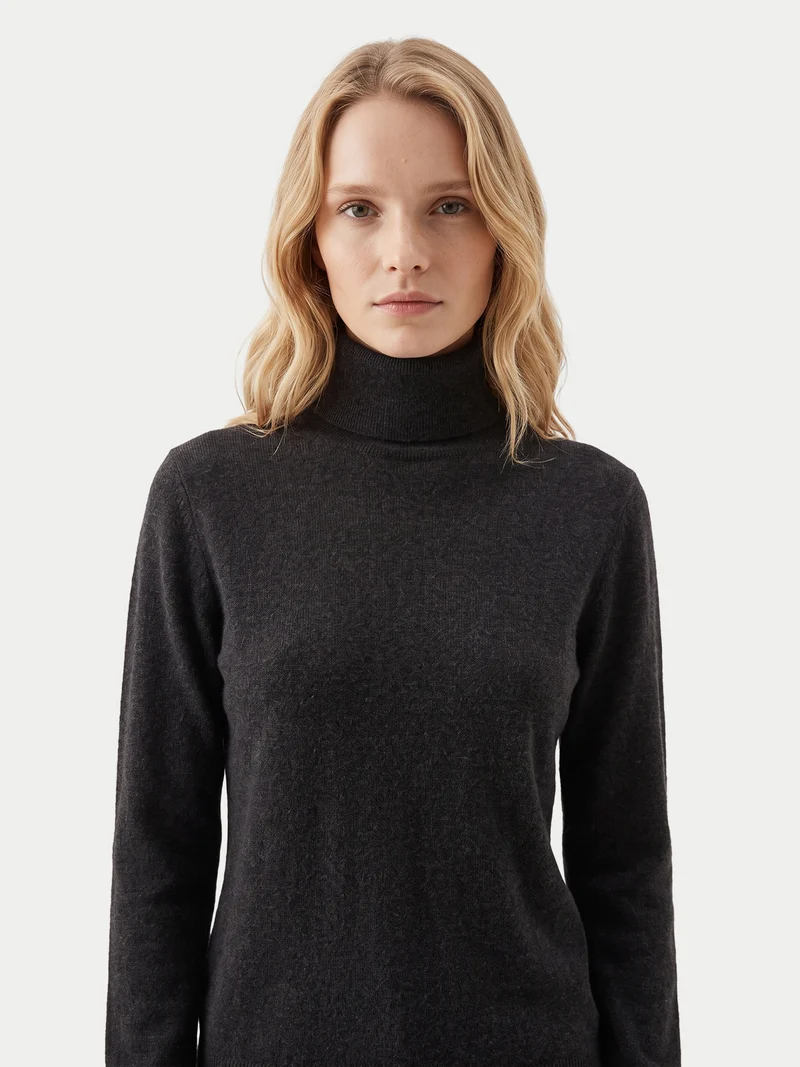 Klassischer Kaschmir-Rollkragenpullover