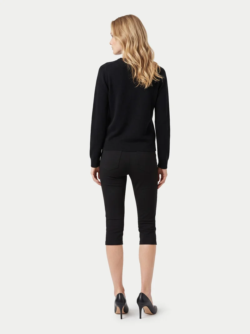Schlichter Kaschmirpullover mit Rundhalsausschnitt