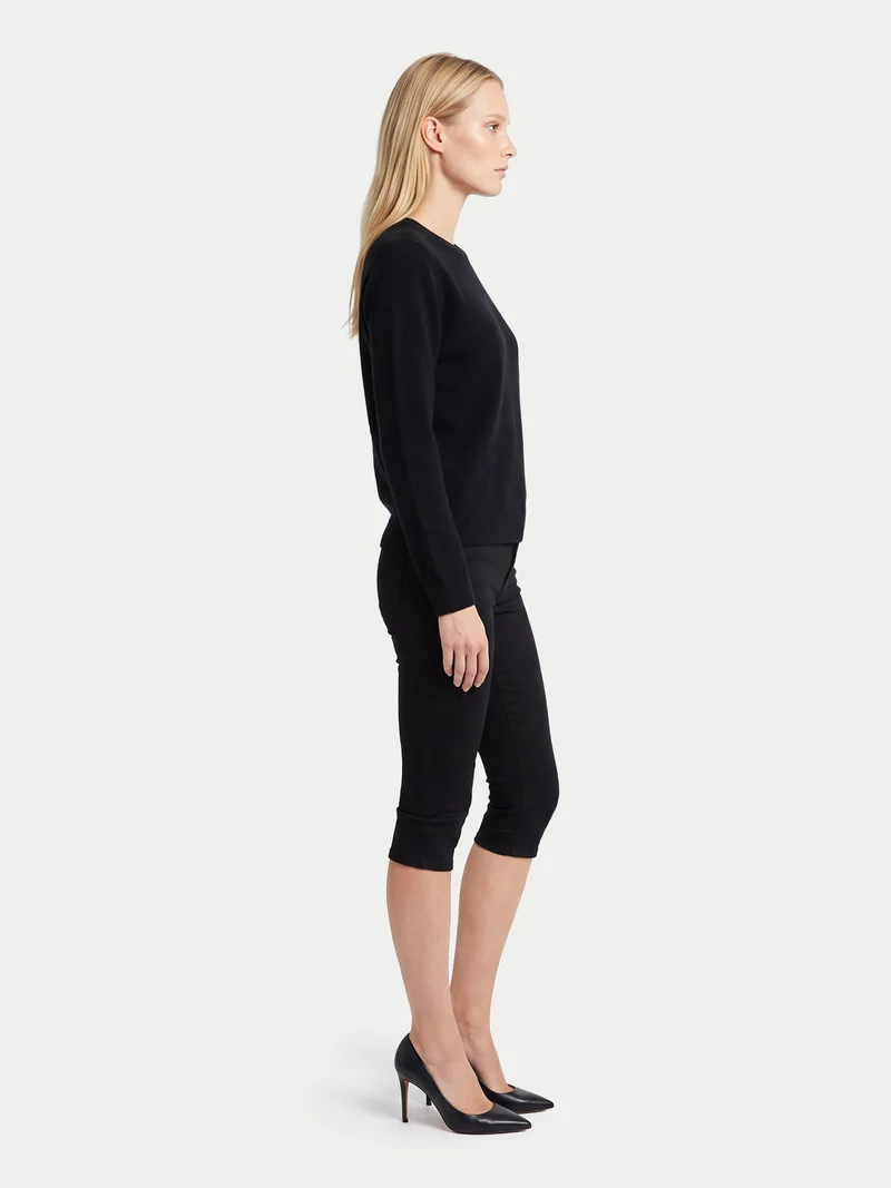 Schlichter Kaschmirpullover mit Rundhalsausschnitt
