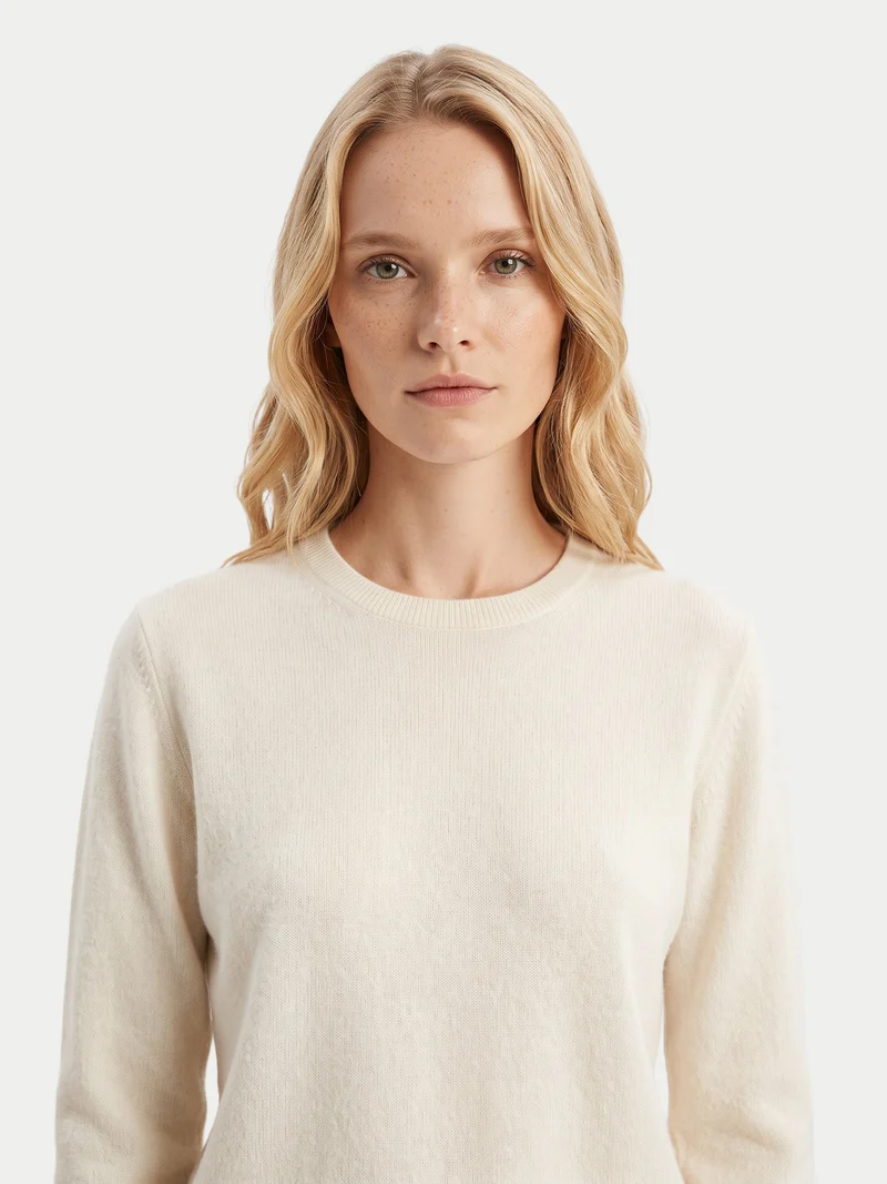 Schlichter Kaschmirpullover mit Rundhalsausschnitt