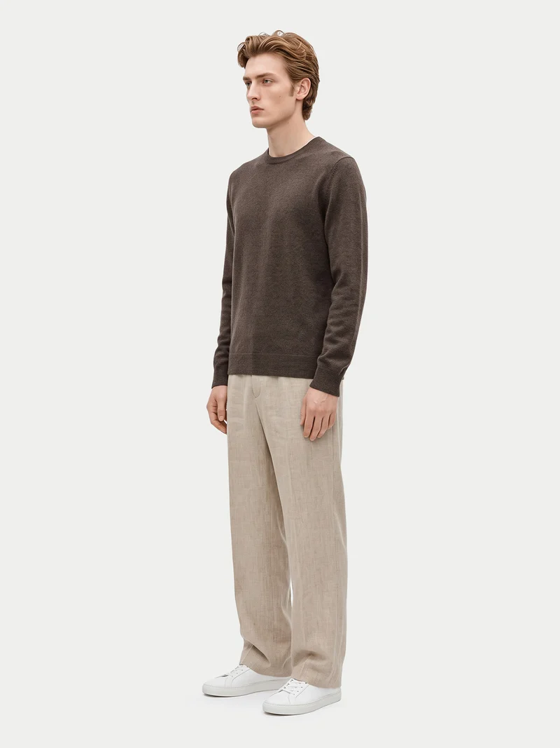 Feiner Kaschmirpullover mit Rundhalsausschnitt