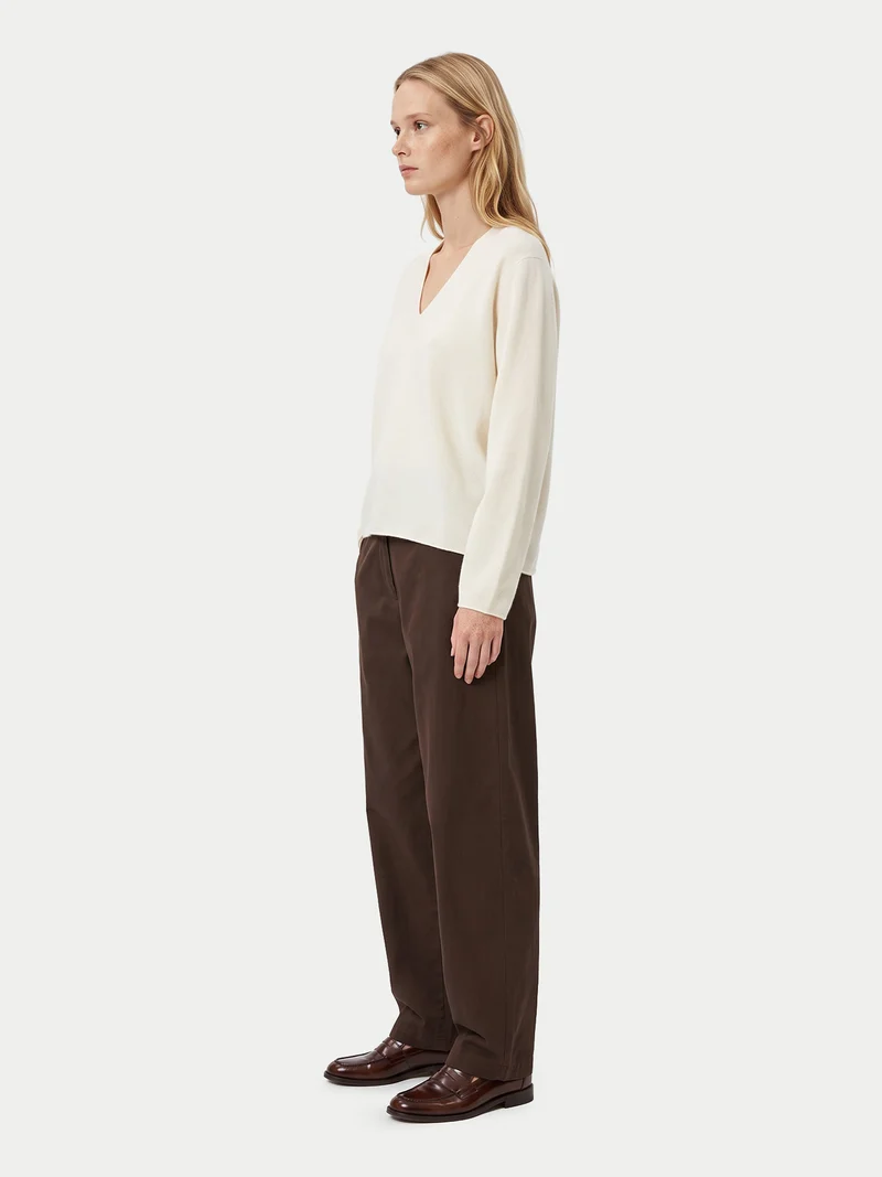 Kaschmir-Pullover mit tiefem V-Ausschnitt