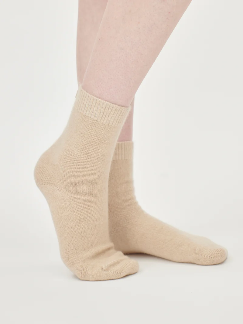Naturfarbene Unisex Kaschmir Rippenstrick-Bettsocken