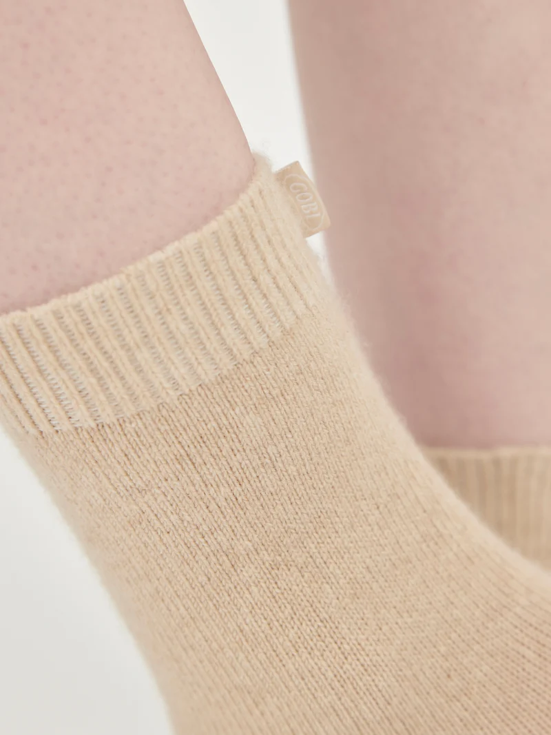 Naturfarbene Unisex Kaschmir Rippenstrick-Bettsocken